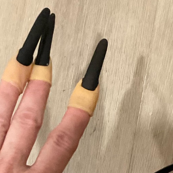 Long black nails fingertips Spirit Halloween Goth Grunge Halloween Party - Picture 7 of 9